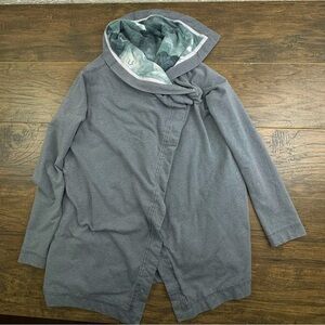 Lululemon Jacket Womens 6 Gratitude Wrap Grey Coat
